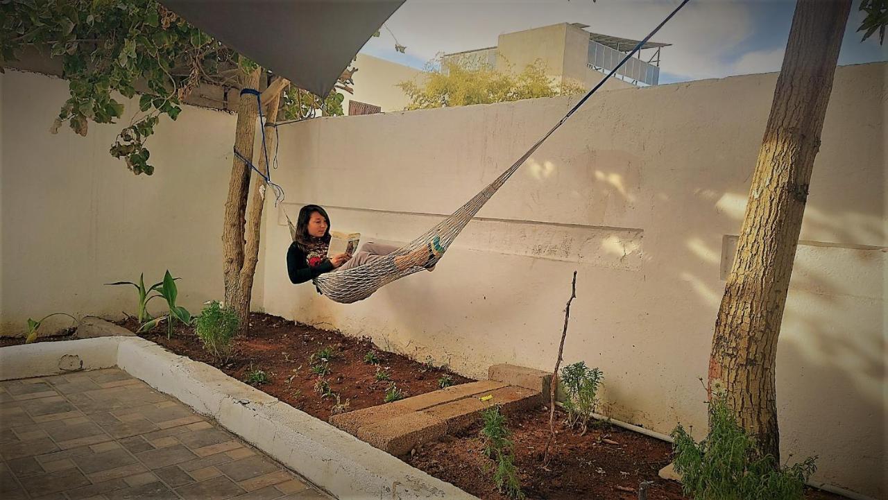 Mango Haus Hostel Aqaba Bagian luar foto
