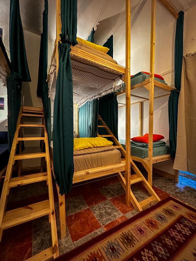 Mango Haus Hostel Aqaba Bagian luar foto
