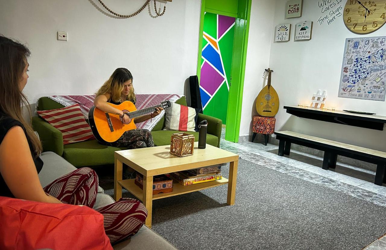 Mango Haus Hostel Aqaba Bagian luar foto
